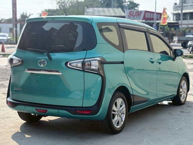 SIENTA  第4張相片