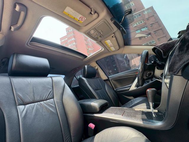 CAMRY  第17張相片