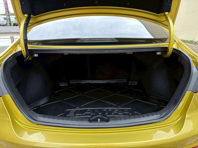 SUPER ELANTRA  第9張相片