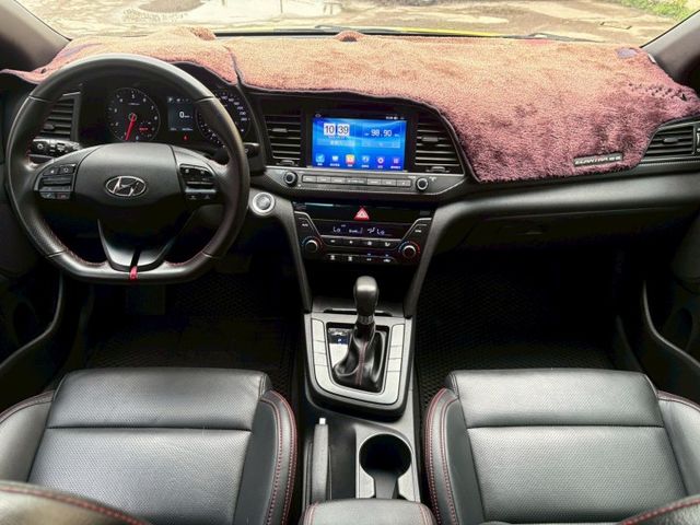 SUPER ELANTRA  第13張相片