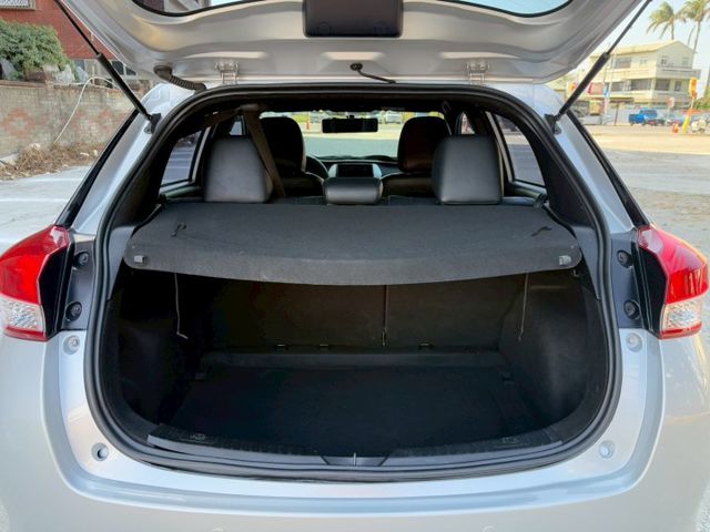 YARIS  第9張相片