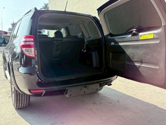 RAV4  第9張相片