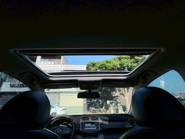 RAV4  第15張相片
