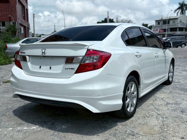 CIVIC  第4張相片