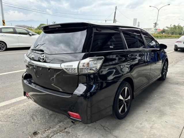 TOYOTA豐田 WISH  第3張相片