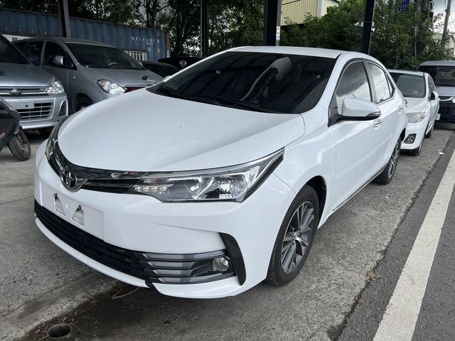 TOYOTA豐田 ALTIS  第1張相片