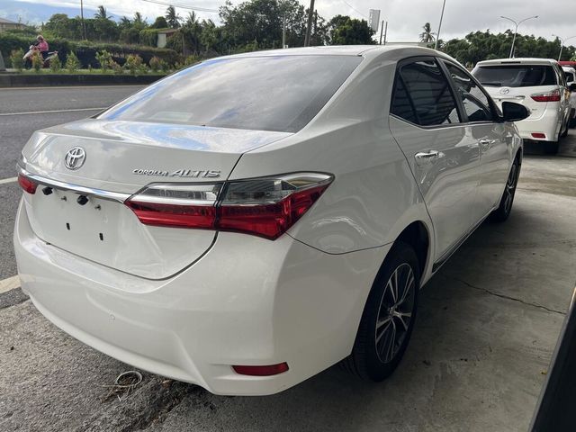 TOYOTA豐田 ALTIS  第5張相片