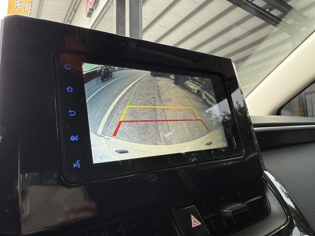 TOYOTA豐田 ALTIS  第9張相片