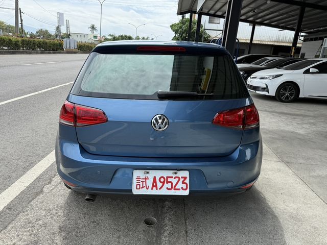 VOLKSWAGEN福斯 GOLF  第9張相片