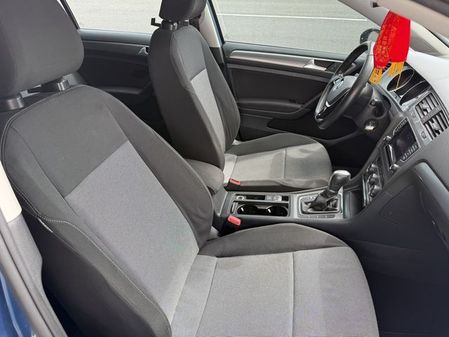 VOLKSWAGEN福斯 GOLF  第15張相片