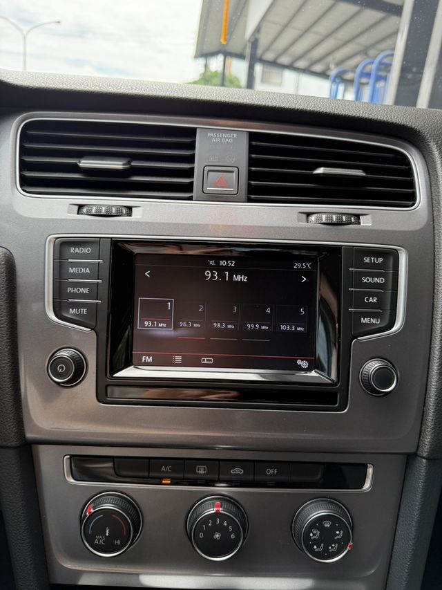 VOLKSWAGEN福斯 GOLF  第23張相片