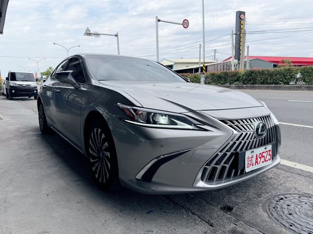 LEXUS凌志 ES200  第1張相片