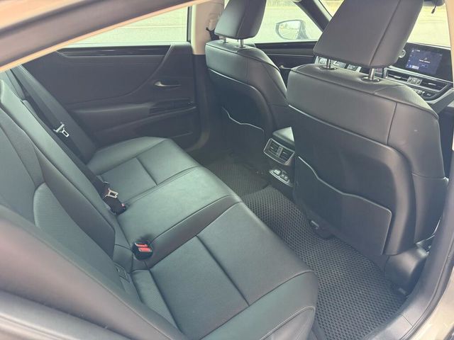 LEXUS凌志 ES200  第5張相片
