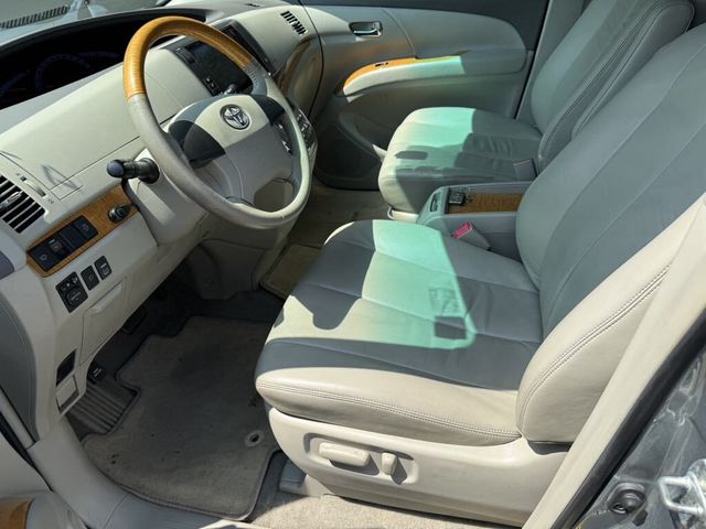 TOYOTA豐田 PREVIA  第11張相片
