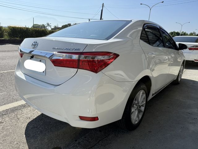 TOYOTA豐田 ALTIS  第4張相片
