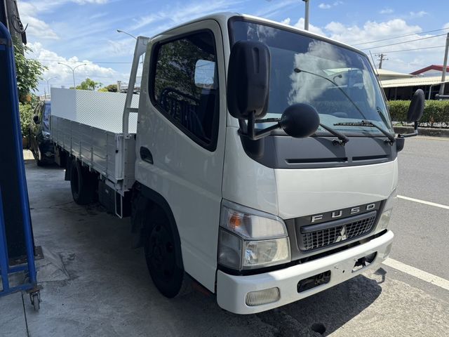 MITSUBISHI三菱 CANTER  第1張相片