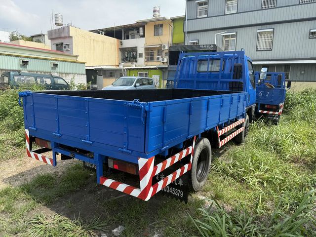MITSUBISHI三菱 CANTER  第5張相片