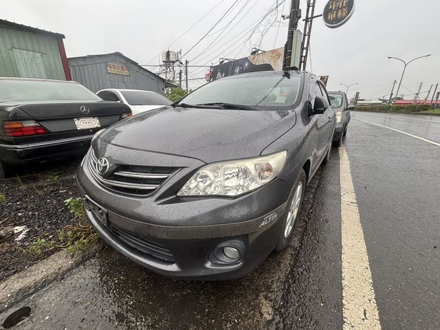 TOYOTA豐田 ALTIS  第1張相片