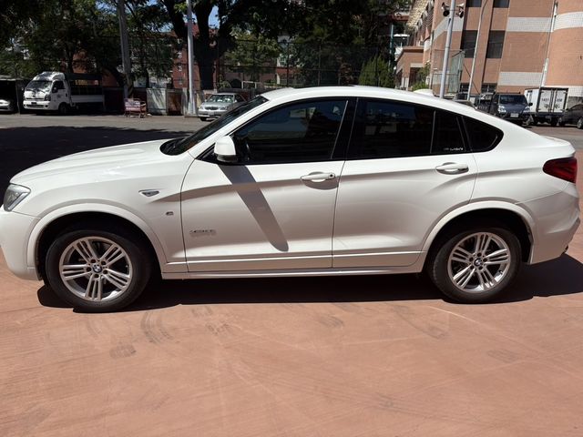 BMW寶馬 X4 XDRIVE35I  第9張相片