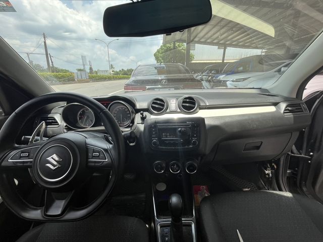 SUZUKI鈴木 SWIFT  第6張相片