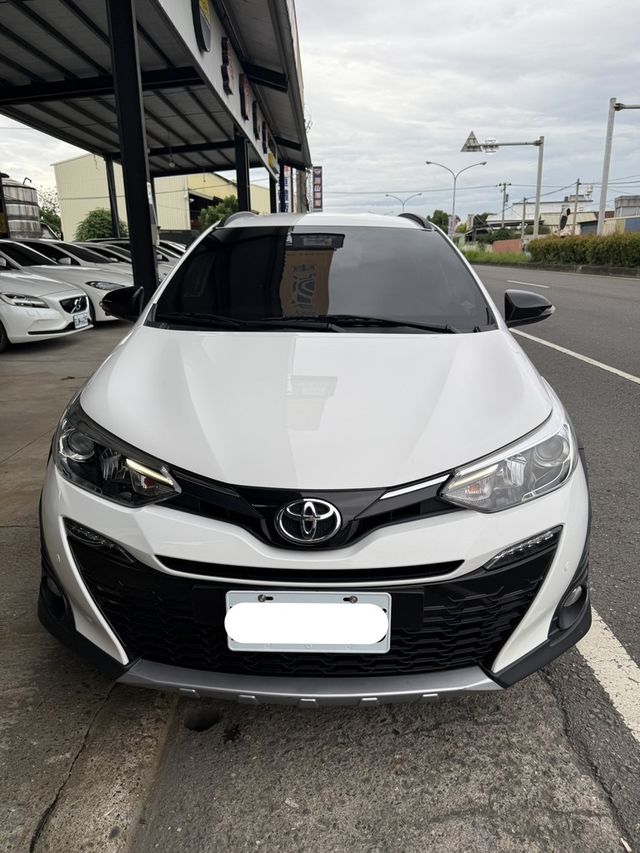 TOYOTA豐田 YARIS CROSSOVER  第2張相片