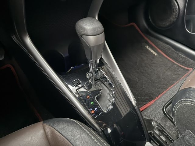 TOYOTA豐田 YARIS CROSSOVER  第16張相片