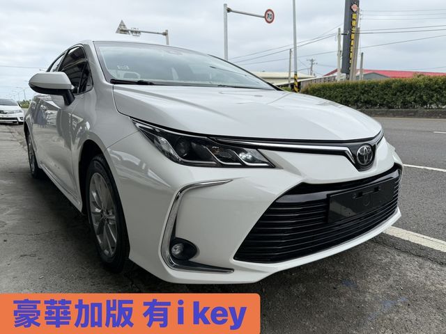 TOYOTA豐田 ALTIS  第1張相片