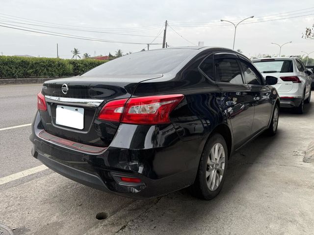 NISSAN日產 SENTRA  第3張相片