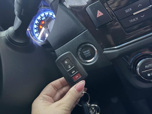TOYOTA豐田 ALTIS  第10張相片