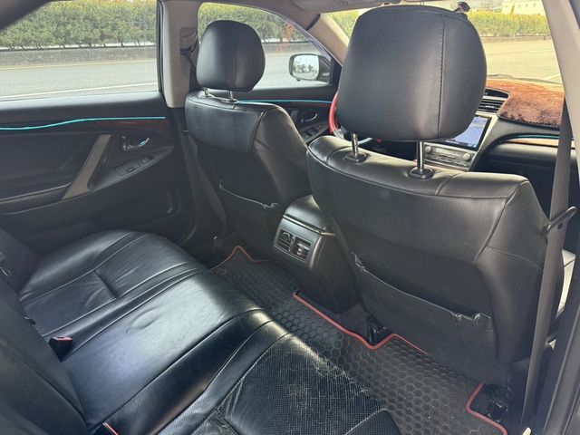 TOYOTA豐田 CAMRY  第9張相片