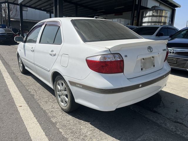 TOYOTA豐田 VIOS  第2張相片
