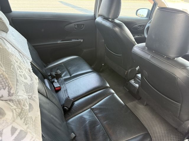 TOYOTA豐田 WISH  第6張相片