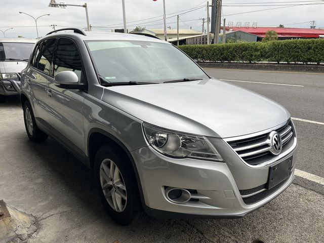 VOLKSWAGEN福斯 TIGUAN  第2張相片