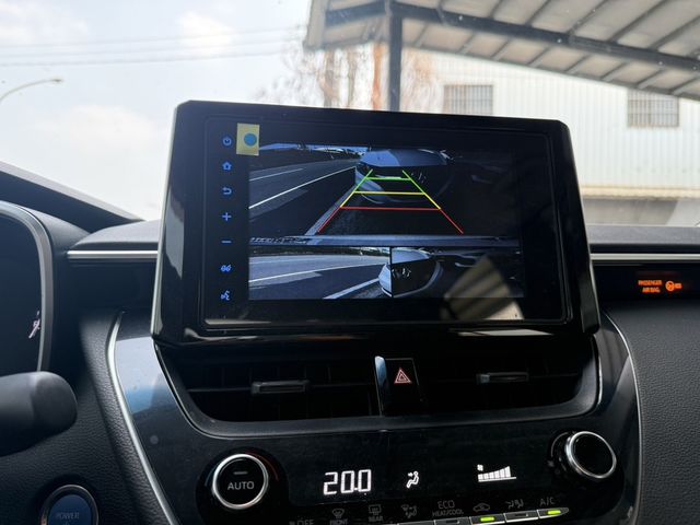 TOYOTA豐田 COROLLA ALTIS HYBRID  第4張相片