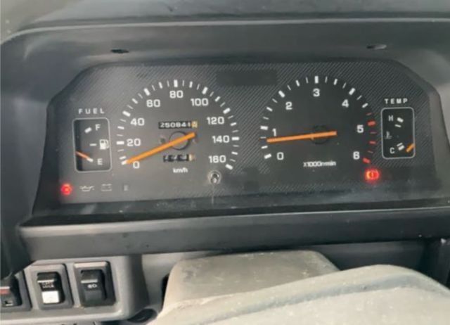 MITSUBISHI三菱 DELICA  第10張相片