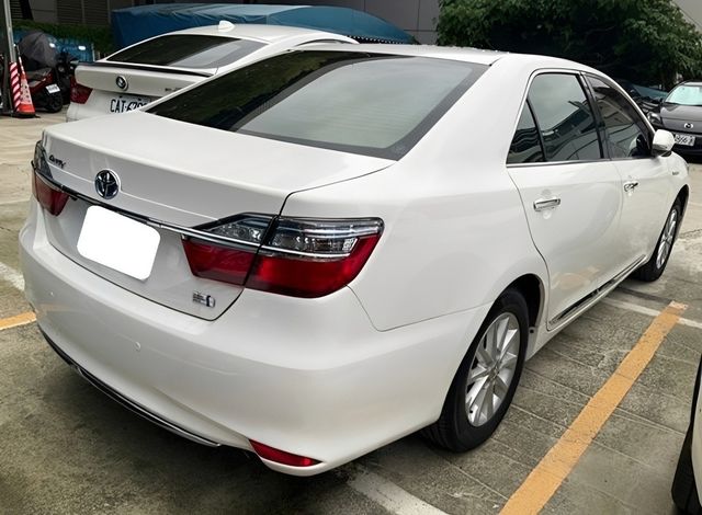 TOYOTA豐田 CAMRY HYBRID  第2張相片