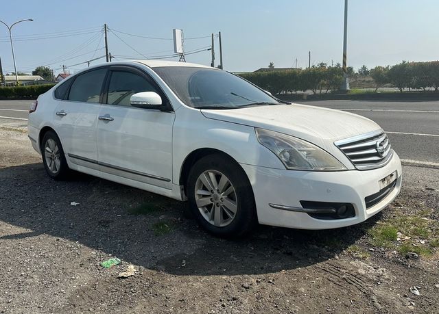 NISSAN日產 TEANA  第3張相片