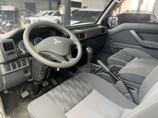 MITSUBISHI三菱 DELICA  第3張相片
