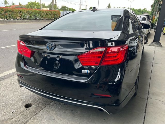 TOYOTA豐田 CAMRY HYBRID  第3張相片
