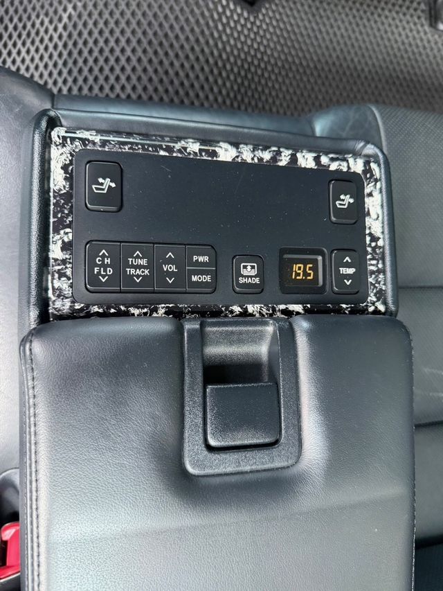 TOYOTA豐田 CAMRY HYBRID  第18張相片