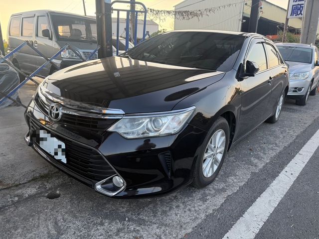 TOYOTA豐田 CAMRY  第2張相片