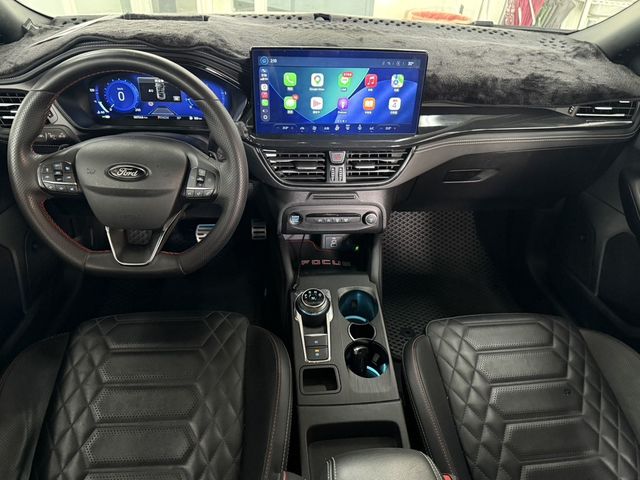 FORD福特 FOCUS ST WAGON  第4張相片