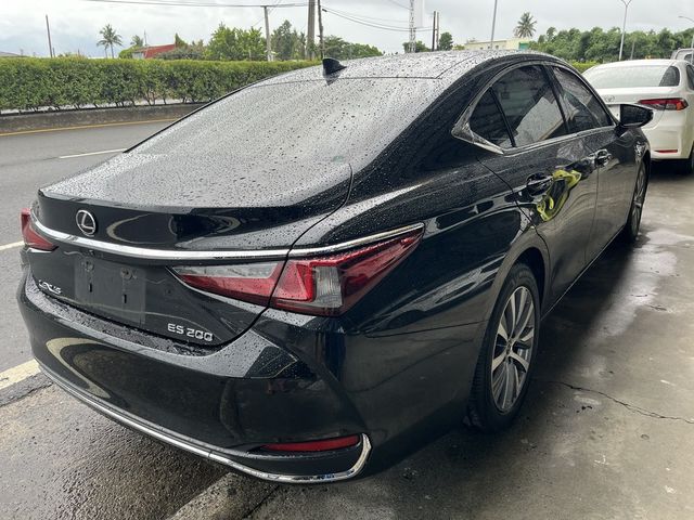 LEXUS凌志 ES200  第5張相片