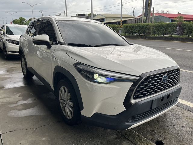 TOYOTA豐田 COROLLA CROSS HYBRID  第3張相片