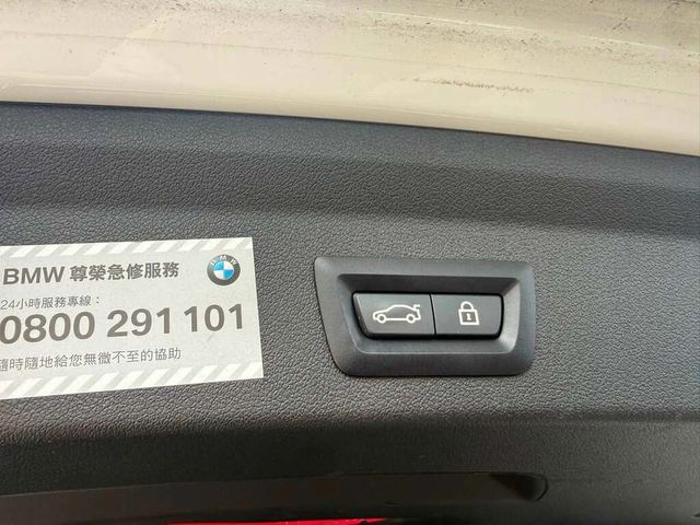 BMW寶馬 118I  第8張相片