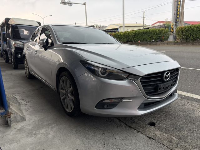MAZDA馬自達 MAZDA 3  第5張相片