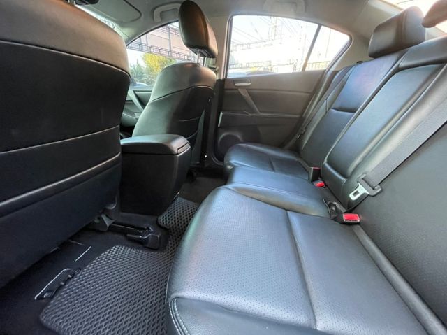 MAZDA馬自達 MAZDA 3  第10張相片