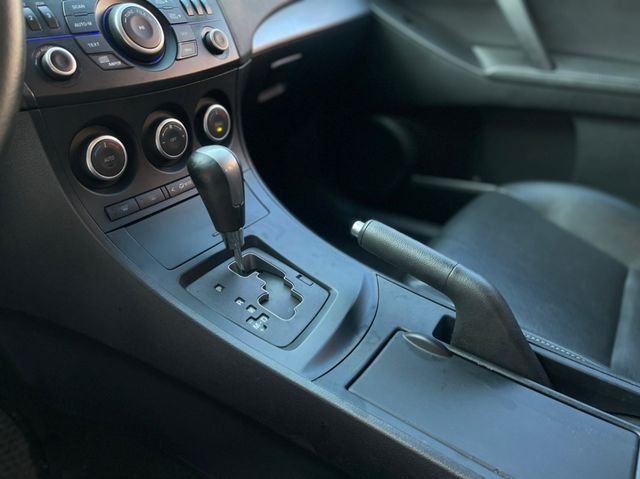 MAZDA馬自達 MAZDA 3  第12張相片