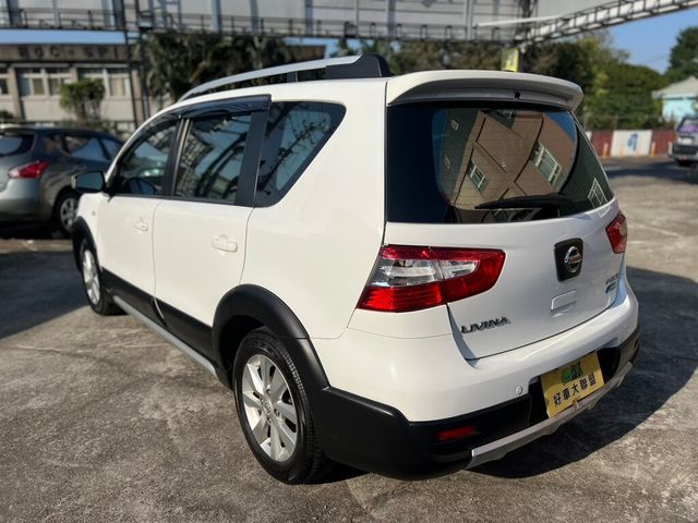 NISSAN日產 LIVINA  第4張相片