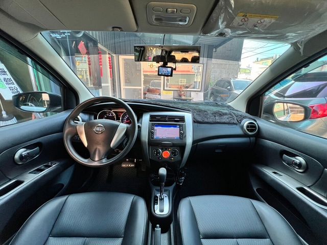 NISSAN日產 LIVINA  第6張相片